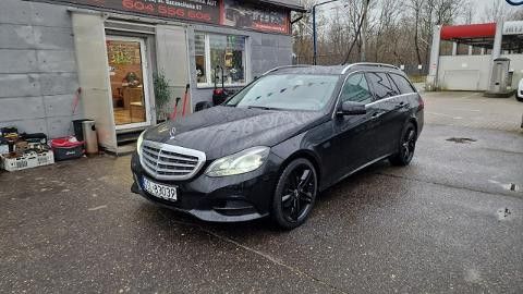 Mercedes-Benz Klasa E W212  (170KM) - 65 990  PLN, 2015 - Słupsk - wyprzedaż | Autoria.pl