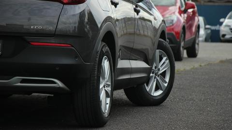 Opel Grandland X (130KM) - 84 990  PLN, 2021 - Mysłowice - wyprzedaż | Autoria.pl