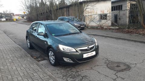 Opel Astra J  (101KM) - 20 900  PLN, 2010 - Szczecin - wyprzedaż | Autoria.pl