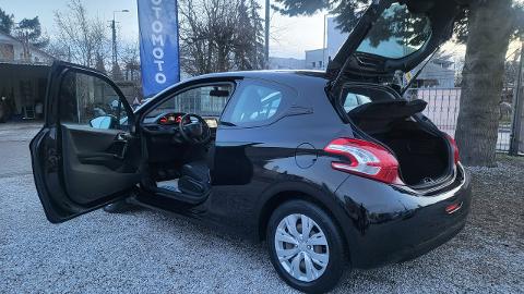 Peugeot 208 I  (70KM) - 19 900  PLN, 2012 - Pabianice - wyprzedaż | Autoria.pl