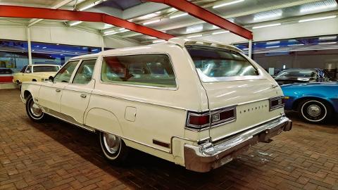 Chrysler Town & Country I  (250KM) - 68 800  PLN, 1977 - Sulechów - wyprzedaż | Autoria.pl