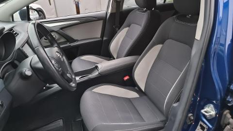 Toyota Avensis III  (152KM) - 66 800  PLN, 2018 - Janki - wyprzedaż | Autoria.pl