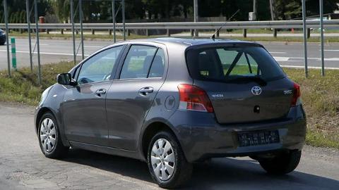 Toyota Yaris II  (101KM) - 19 900  PLN, 2009 - Dojazdów - wyprzedaż | Autoria.pl