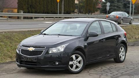 Chevrolet Cruze (124KM) - 21 900  PLN, 2011 - Dojazdów - wyprzedaż | Autoria.pl
