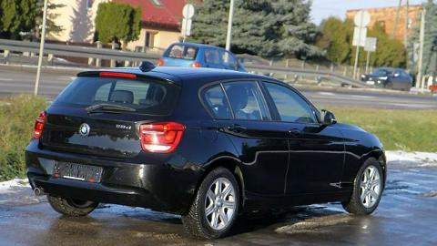 BMW Seria  1 F20/F21  (143KM) - 33 900  PLN, 2011 - Dojazdów - wyprzedaż | Autoria.pl