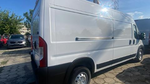 Fiat Ducato (180KM) -  114 114  PLN, 2023 - Warszawa - wyprzedaż | Autoria.pl