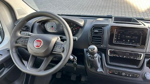 Fiat Ducato (180KM) -  114 114  PLN, 2023 - Warszawa - wyprzedaż | Autoria.pl