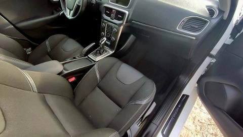 Volvo V40 II  (150KM) - 23 900  PLN, 2015 - PLESZEW - wyprzedaż | Autoria.pl