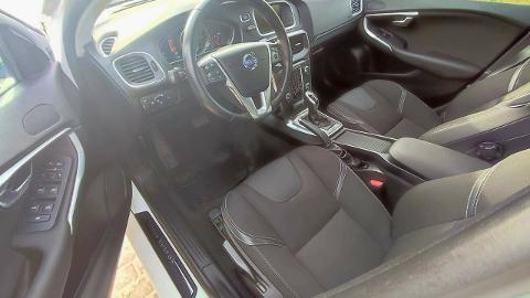 Volvo V40 II  (150KM) - 23 900  PLN, 2015 - PLESZEW - wyprzedaż | Autoria.pl