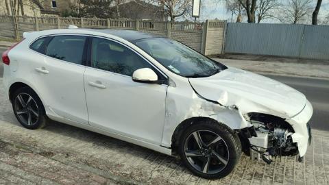 Volvo V40 II  (150KM) - 23 900  PLN, 2015 - PLESZEW - wyprzedaż | Autoria.pl