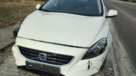 Volvo V40 II  (150KM) - 23 900  PLN, 2015 - PLESZEW - wyprzedaż | Autoria.pl