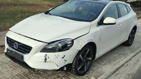 Volvo V40 II  (150KM) - 23 900  PLN, 2015 - PLESZEW - wyprzedaż | Autoria.pl