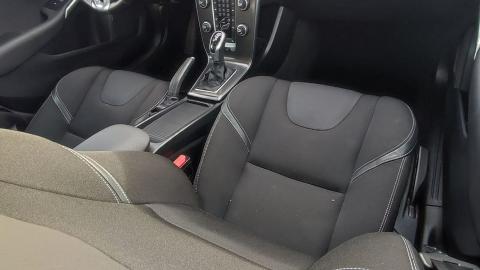 Volvo V40 II  (150KM) - 23 900  PLN, 2015 - PLESZEW - wyprzedaż | Autoria.pl