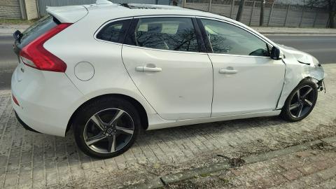 Volvo V40 II  (150KM) - 23 900  PLN, 2015 - PLESZEW - wyprzedaż | Autoria.pl