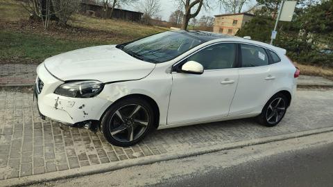 Volvo V40 II  (150KM) - 23 900  PLN, 2015 - PLESZEW - wyprzedaż | Autoria.pl