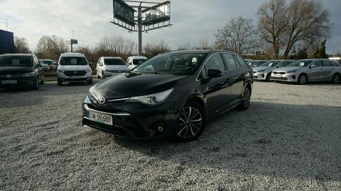 Toyota Avensis III  (143KM) - 59 000  PLN, 2017 - Poznań - wyprzedaż | Autoria.pl