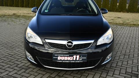 Opel Astra J  (120KM) - 21 900  PLN, 2011 - Kutno - wyprzedaż | Autoria.pl