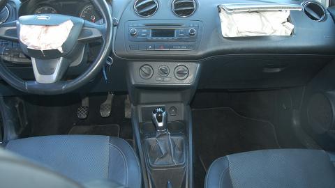 Seat Ibiza IV  (75KM) - 15 900  PLN, 2015 - Dębica - wyprzedaż | Autoria.pl