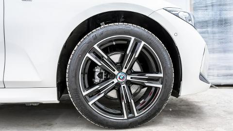 BMW Seria  3 G20  (150KM) -  199 900  PLN, 2022 - Poznań - wyprzedaż | Autoria.pl