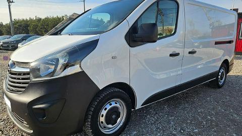 Opel Vivaro (125KM) - 34 500  PLN, 2018 - Kutno - wyprzedaż | Autoria.pl