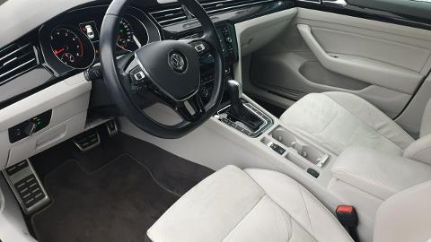 Volkswagen Arteon (190KM) -  110 400  PLN, 2019 - Janki - wyprzedaż | Autoria.pl