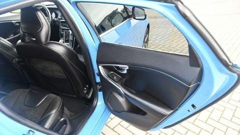 Volvo V40 II  (115KM) - 38 900  PLN, 2013 - Kutno - wyprzedaż | Autoria.pl