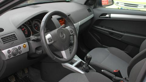 Opel Astra H  (115KM) - 18 500  PLN, 2009 - Harklowa - wyprzedaż | Autoria.pl