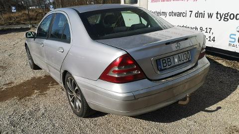 Mercedes-Benz Klasa C W203  (120KM) - 4 199  PLN, 2002 - Fasty - wyprzedaż | Autoria.pl