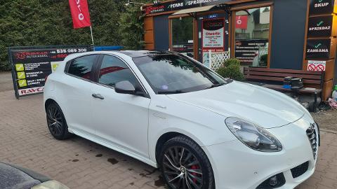 Alfa Romeo Giulietta (170KM) - 59 900  PLN, 2015 - Świebodzin - wyprzedaż | Autoria.pl