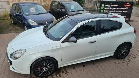 Alfa Romeo Giulietta (170KM) - 59 900  PLN, 2015 - Świebodzin - wyprzedaż | Autoria.pl