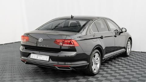 Volkswagen Passat B8  (190KM) - 99 850  PLN, 2020 - Gdańsk - wyprzedaż | Autoria.pl