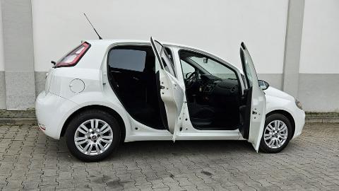 Fiat Punto Evo (78KM) - 22 756  PLN, 2013 - Rybnik - wyprzedaż | Autoria.pl