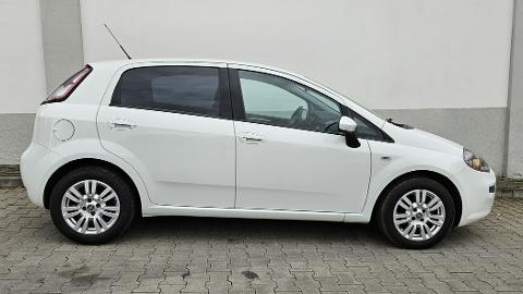 Fiat Punto Evo (78KM) - 22 756  PLN, 2013 - Rybnik - wyprzedaż | Autoria.pl