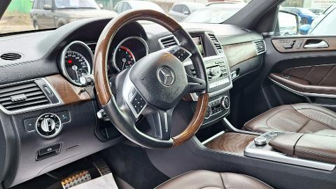 Mercedes-Benz GL X166  (260KM) -  127 700  PLN, 2013 - Lębork - wyprzedaż | Autoria.pl