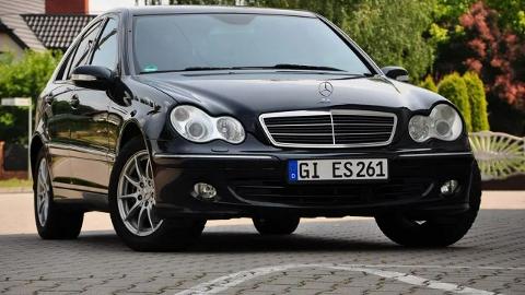 Mercedes-Benz Klasa C W203  (204KM) - 23 900  PLN, 2005 - Ostrów Mazowiecka - wyprzedaż | Autoria.pl