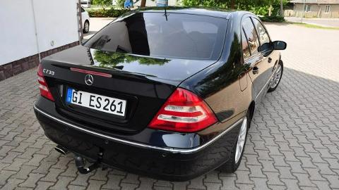Mercedes-Benz Klasa C W203  (204KM) - 23 900  PLN, 2005 - Ostrów Mazowiecka - wyprzedaż | Autoria.pl