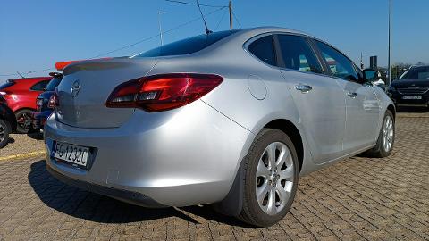 Opel Astra J  (115KM) - 31 000  PLN, 2012 - Gorzów Wielkopolski - wyprzedaż | Autoria.pl