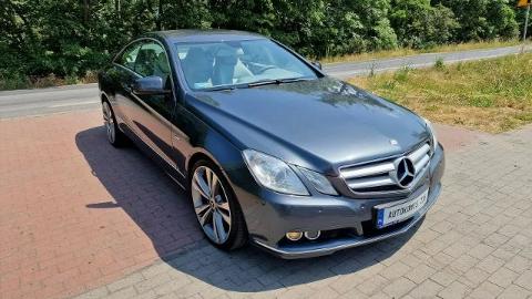 Mercedes-Benz Klasa E W212  (170KM) - 49 900  PLN, 2011 - Cielcza - wyprzedaż | Autoria.pl