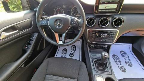 Mercedes-Benz Klasa A W176  (109KM) - 47 900  PLN, 2013 - Cielcza - wyprzedaż | Autoria.pl