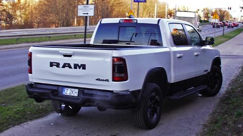 Dodge RAM IV  (401KM) -  215 000  PLN, 2019 - Gdynia Cisowa - wyprzedaż | Autoria.pl
