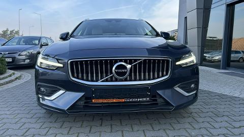 Volvo V60 II  (326KM) -  142 900  PLN, 2018 - Żory - wyprzedaż | Autoria.pl