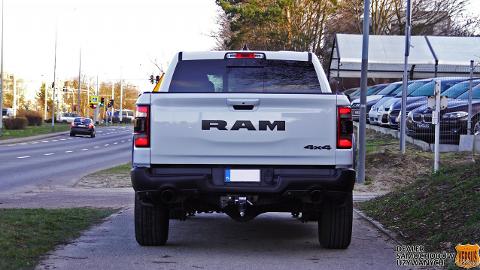 Dodge RAM IV  (401KM) -  215 000  PLN, 2019 - Gdynia Cisowa - wyprzedaż | Autoria.pl