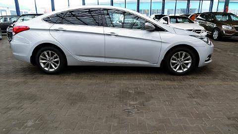 Hyundai i40 (141KM) - 72 900  PLN, 2018 - Mysłowice - wyprzedaż | Autoria.pl