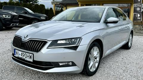 Škoda Superb III  (150KM) - 77 900  PLN, 2018 - Kamienna Góra - wyprzedaż | Autoria.pl