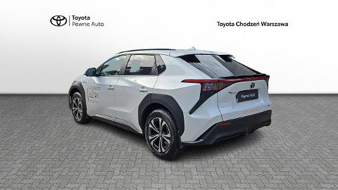 Toyota bZ4X (217KM) -  179 900  PLN, 2022 - Warszawa - wyprzedaż | Autoria.pl