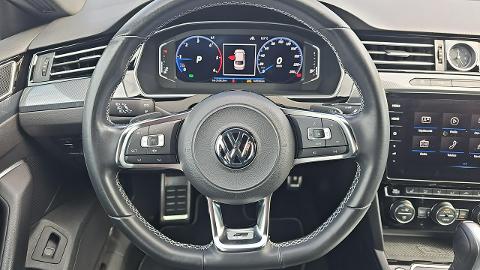 Volkswagen Arteon (240KM) -  128 000  PLN, 2020 - Katowice - wyprzedaż | Autoria.pl