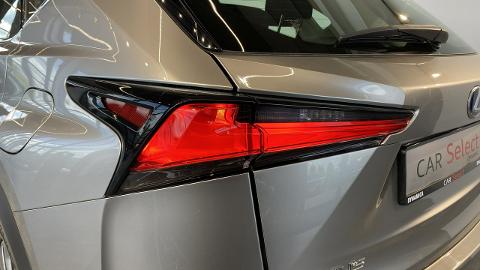 Lexus NX I  (197KM) -  129 900  PLN, 2019 - Myślenice - wyprzedaż | Autoria.pl