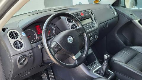 Volkswagen Tiguan I  (140KM) - 32 900  PLN, 2008 - Dąbrowa - wyprzedaż | Autoria.pl