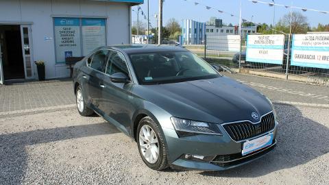 Škoda Superb III  (150KM) - 68 617  PLN, 2018 - Warszawa - wyprzedaż | Autoria.pl