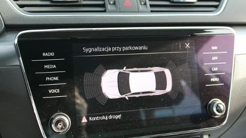 Škoda Superb III  (150KM) - 68 617  PLN, 2018 - Warszawa - wyprzedaż | Autoria.pl